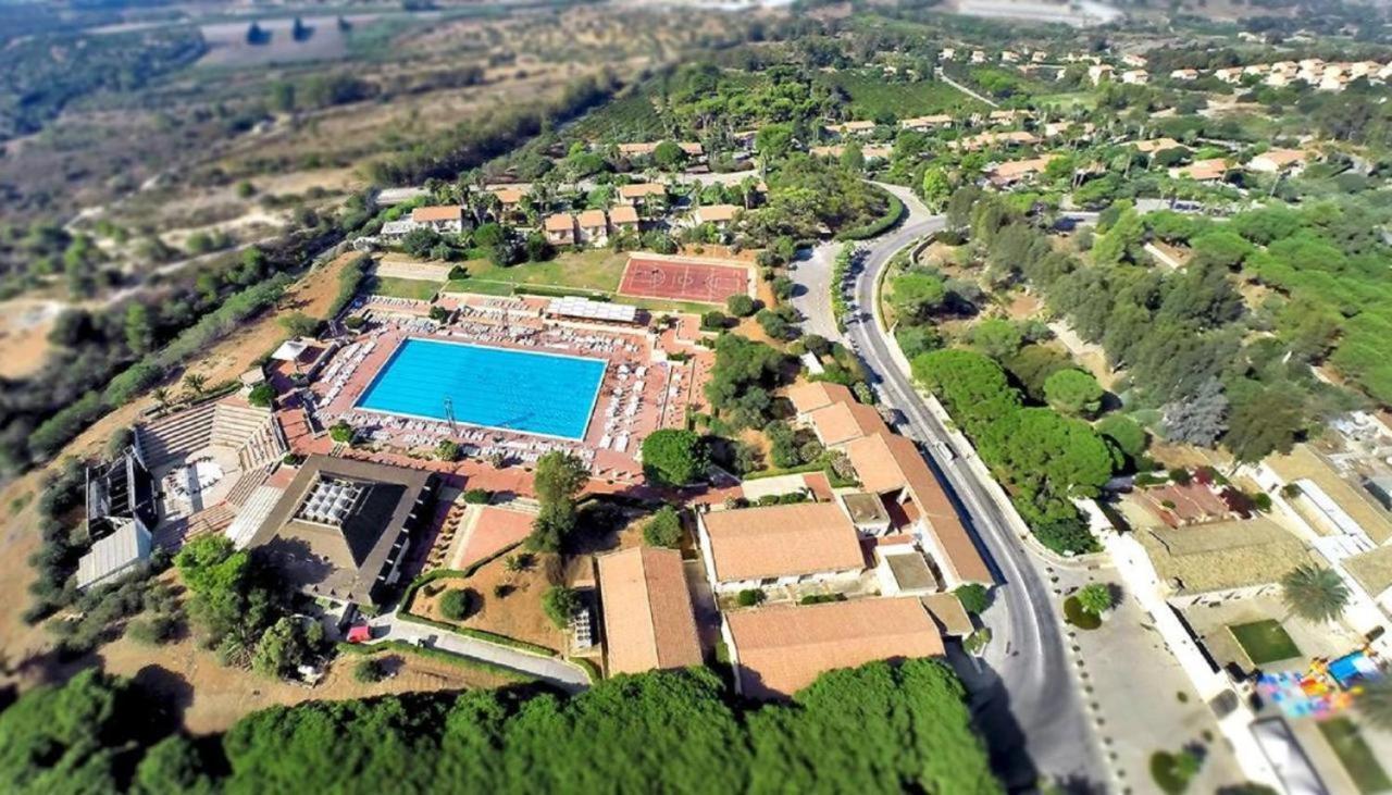 Contrada Piombo Athena Resort מראה חיצוני תמונה